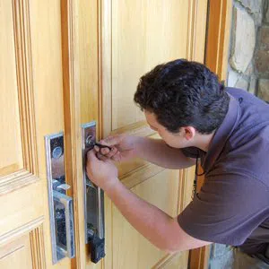 Super Locksmith Service Wilton, CT 203-433-0267 - house-locksmith