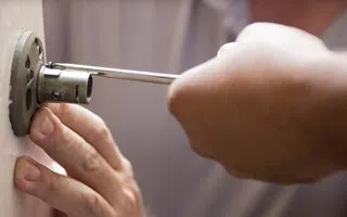 Super Locksmith Service Wilton, CT 203-433-0267 - locksmith-service